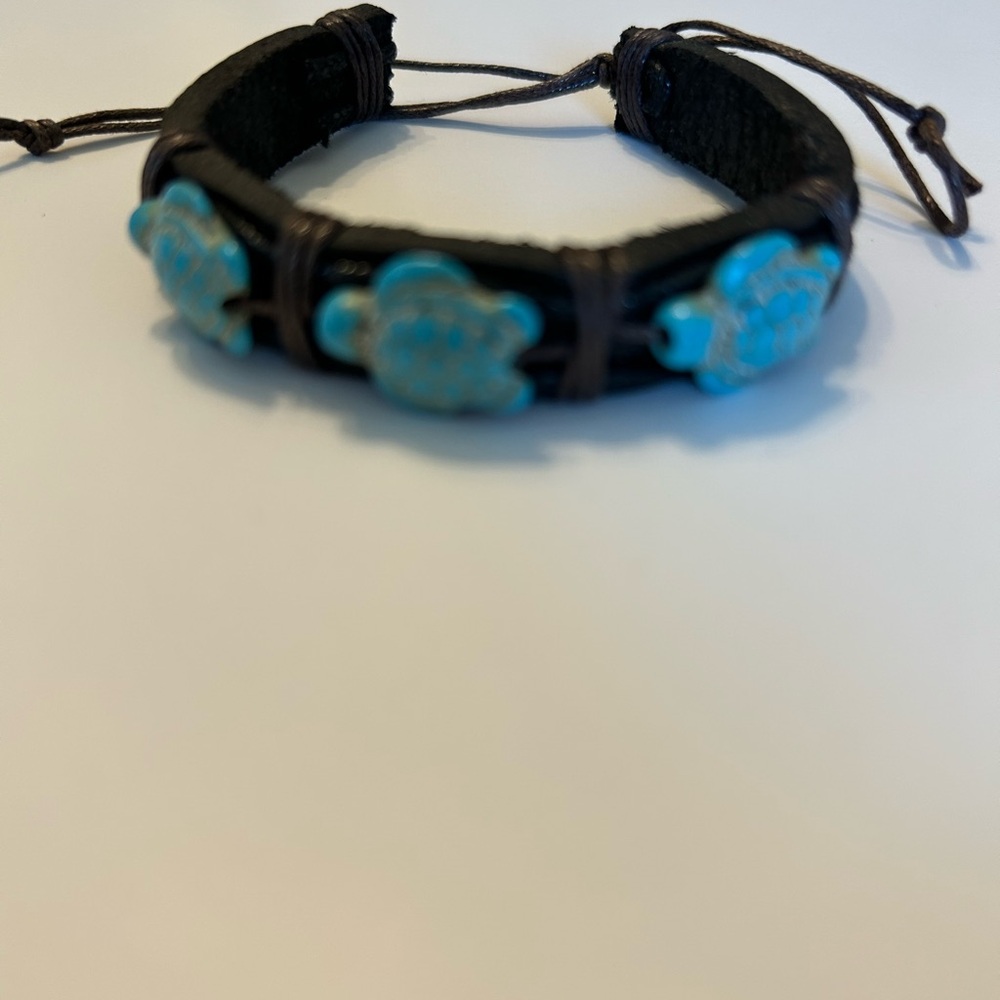 NWOT Dark Brown and Blue Turtle Leather Bracelet
